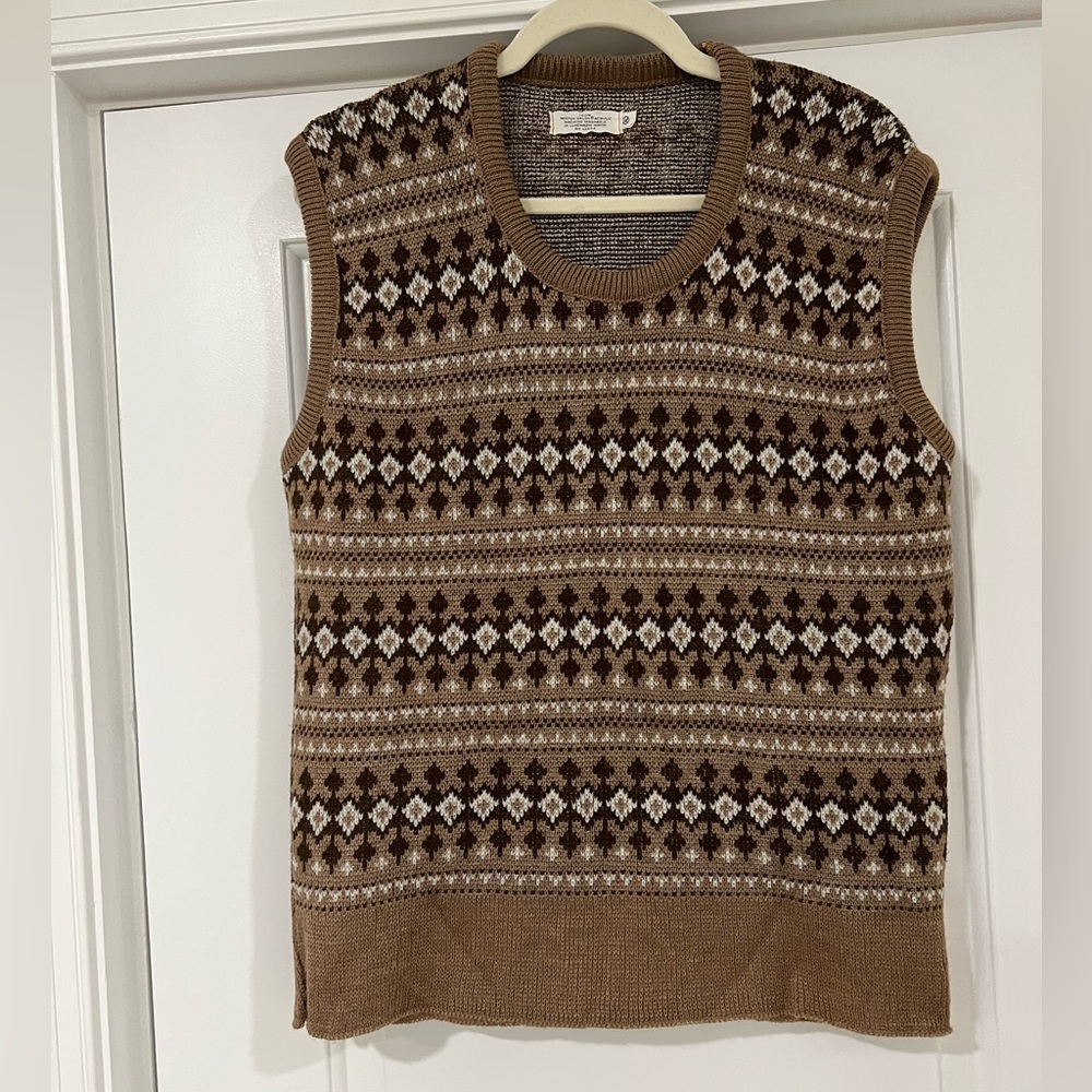 Brown Patterned Sweater Vest